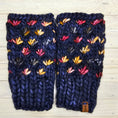 Load image into Gallery viewer, Lotus Flower Mitts