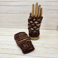 Load image into Gallery viewer, Lotus Flower Mitts