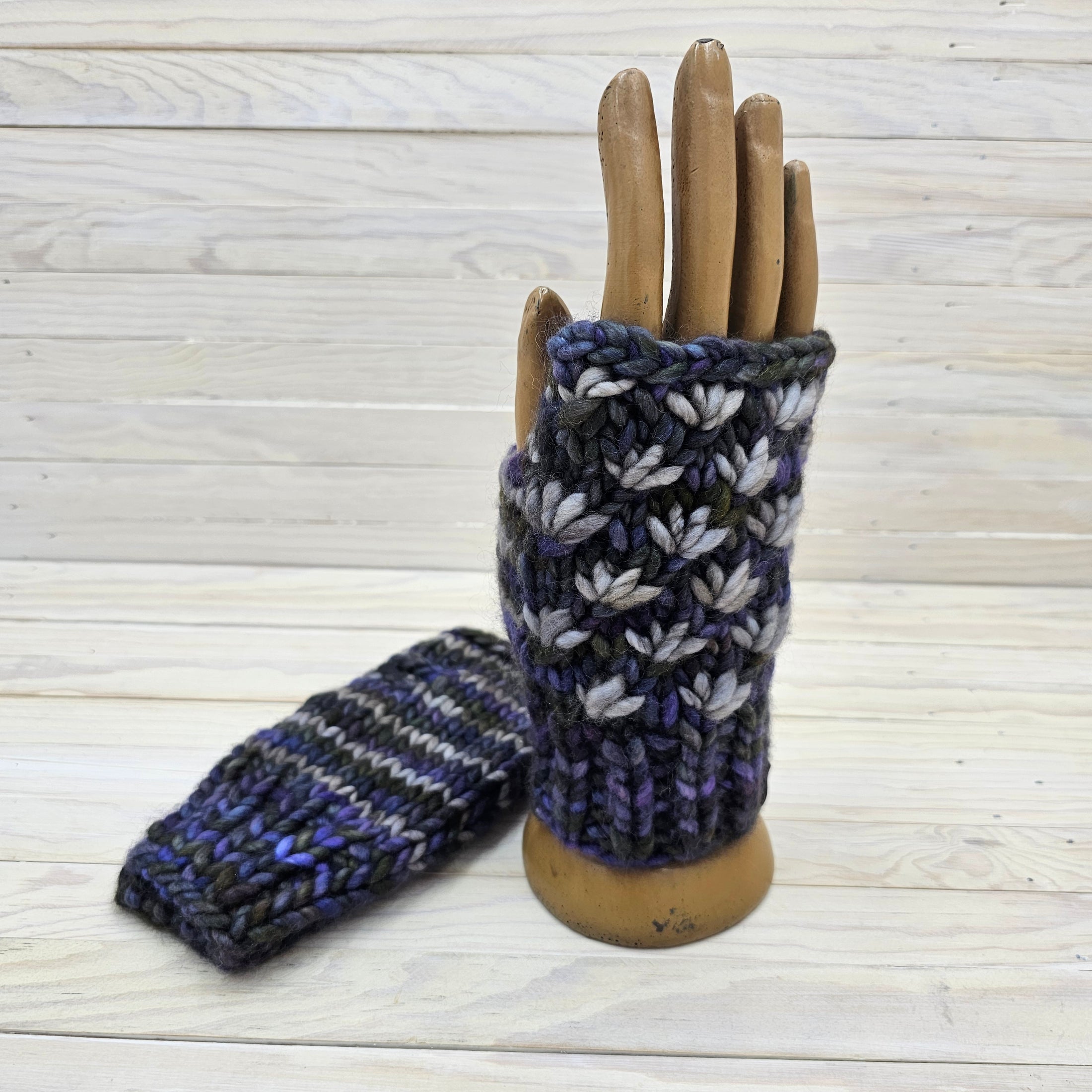 Lotus Flower Mitts