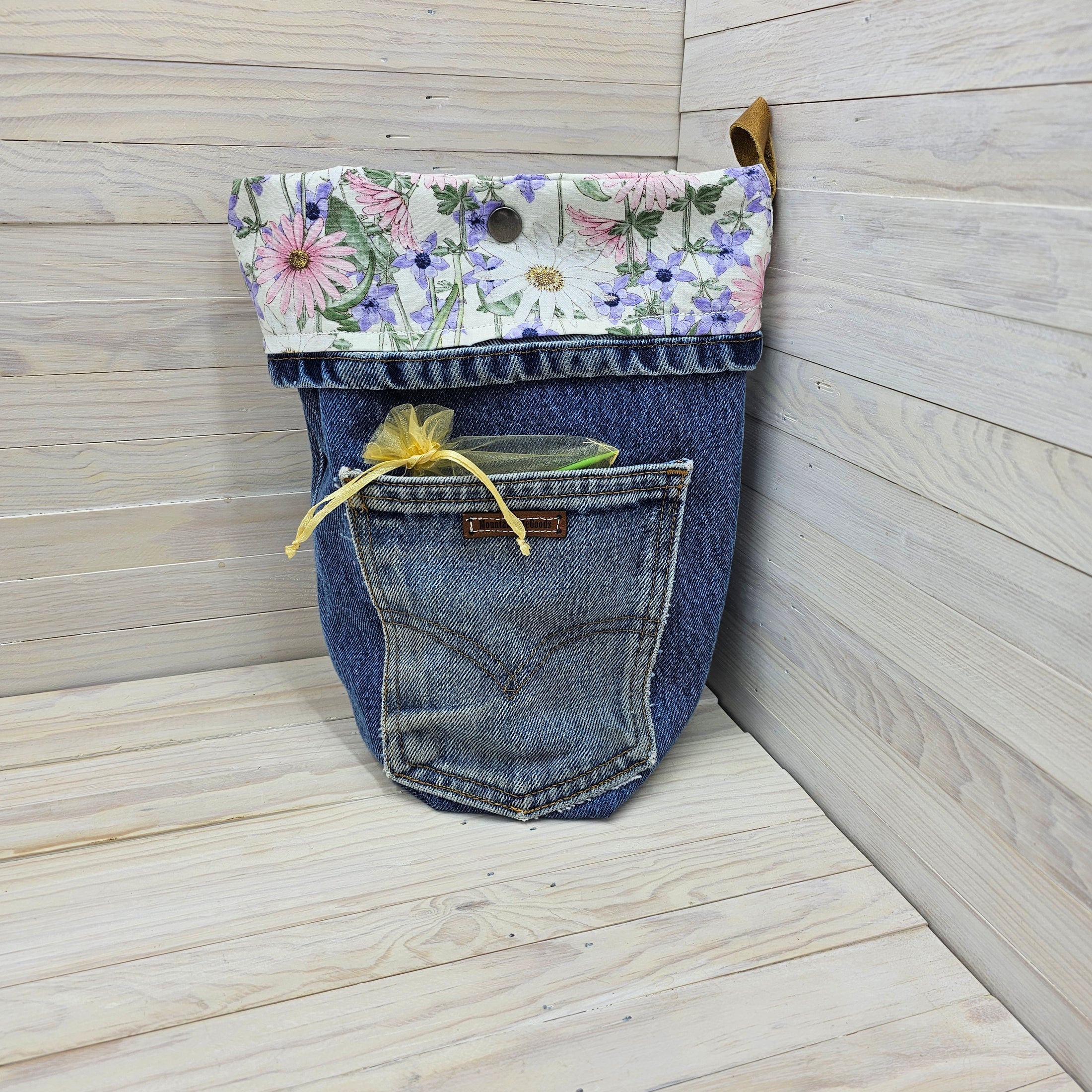 Upcycled Jean DIY Knit Kit