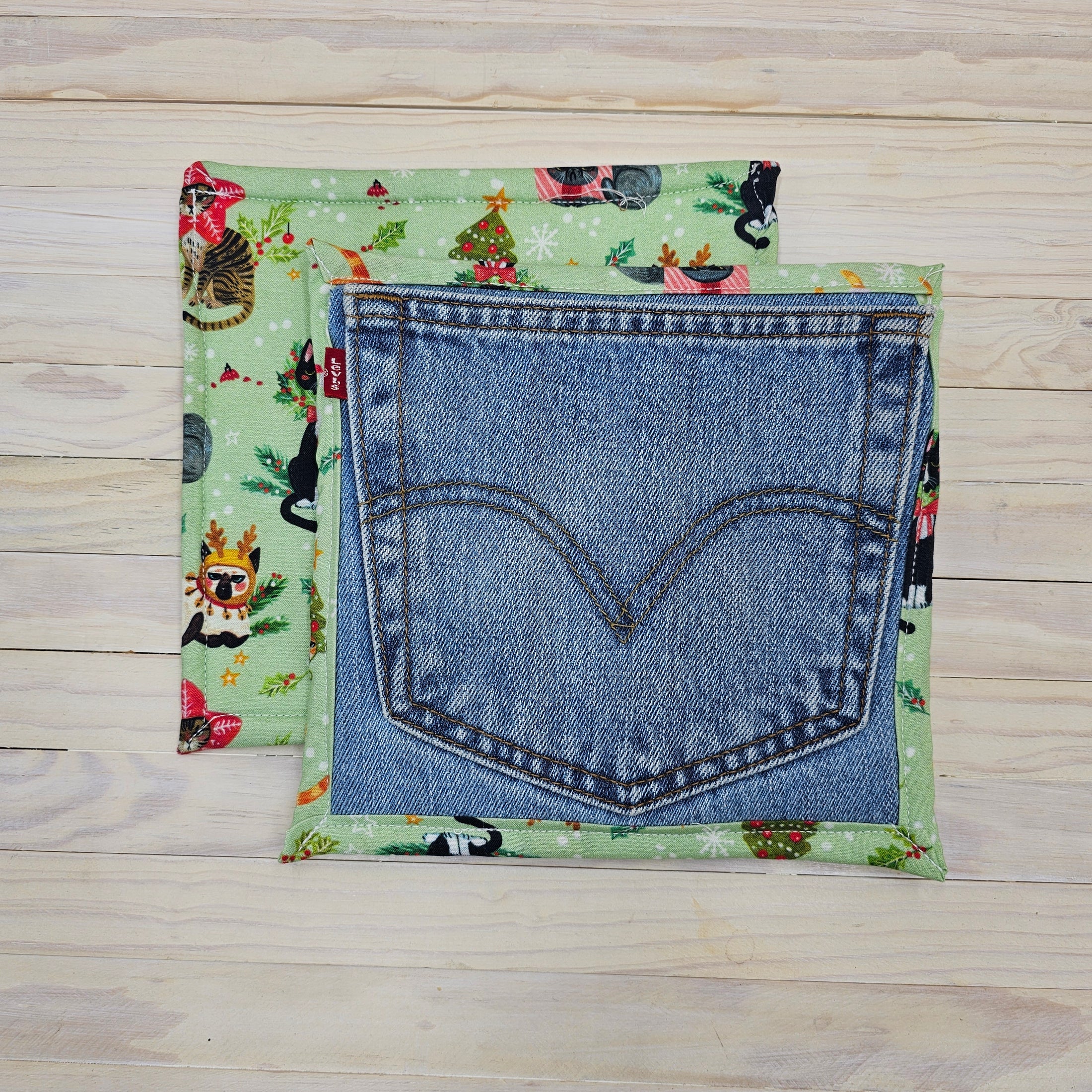 Upcycled Jean Pocket Hot-Pads