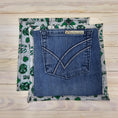 Load image into Gallery viewer, Upcycled Jean Pocket Hot-Pads
