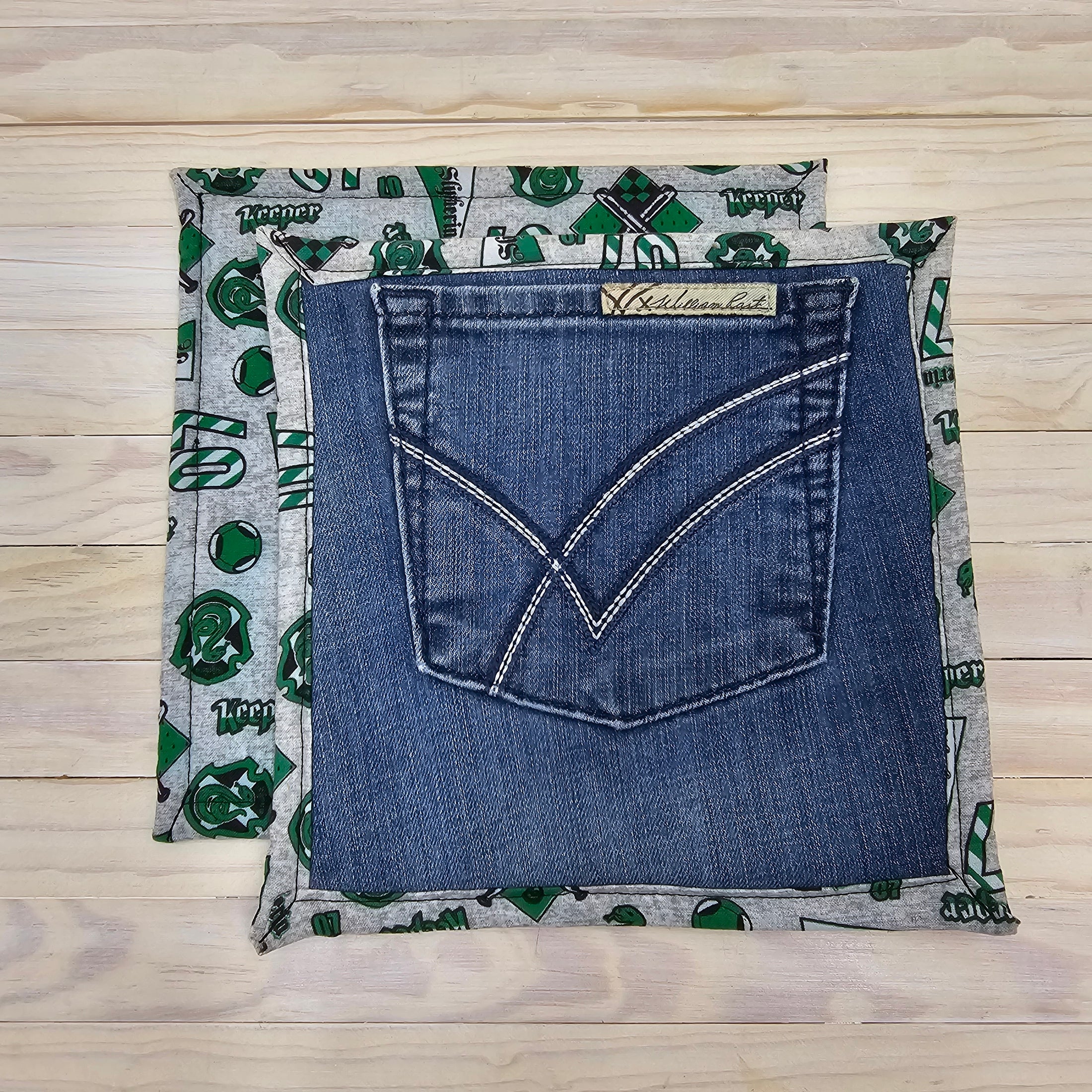 Upcycled Jean Pocket Hot-Pads