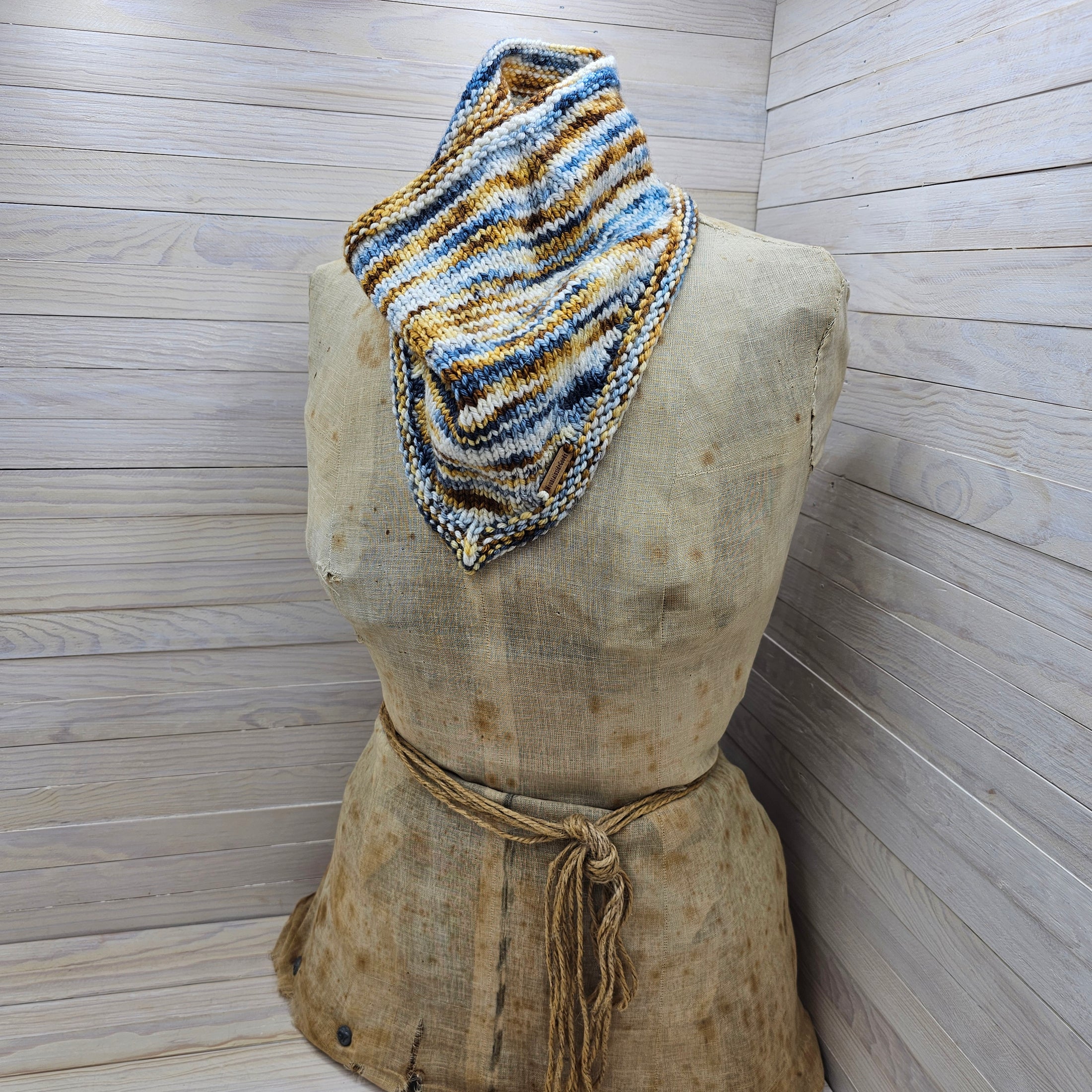 Bandana Style Cowl