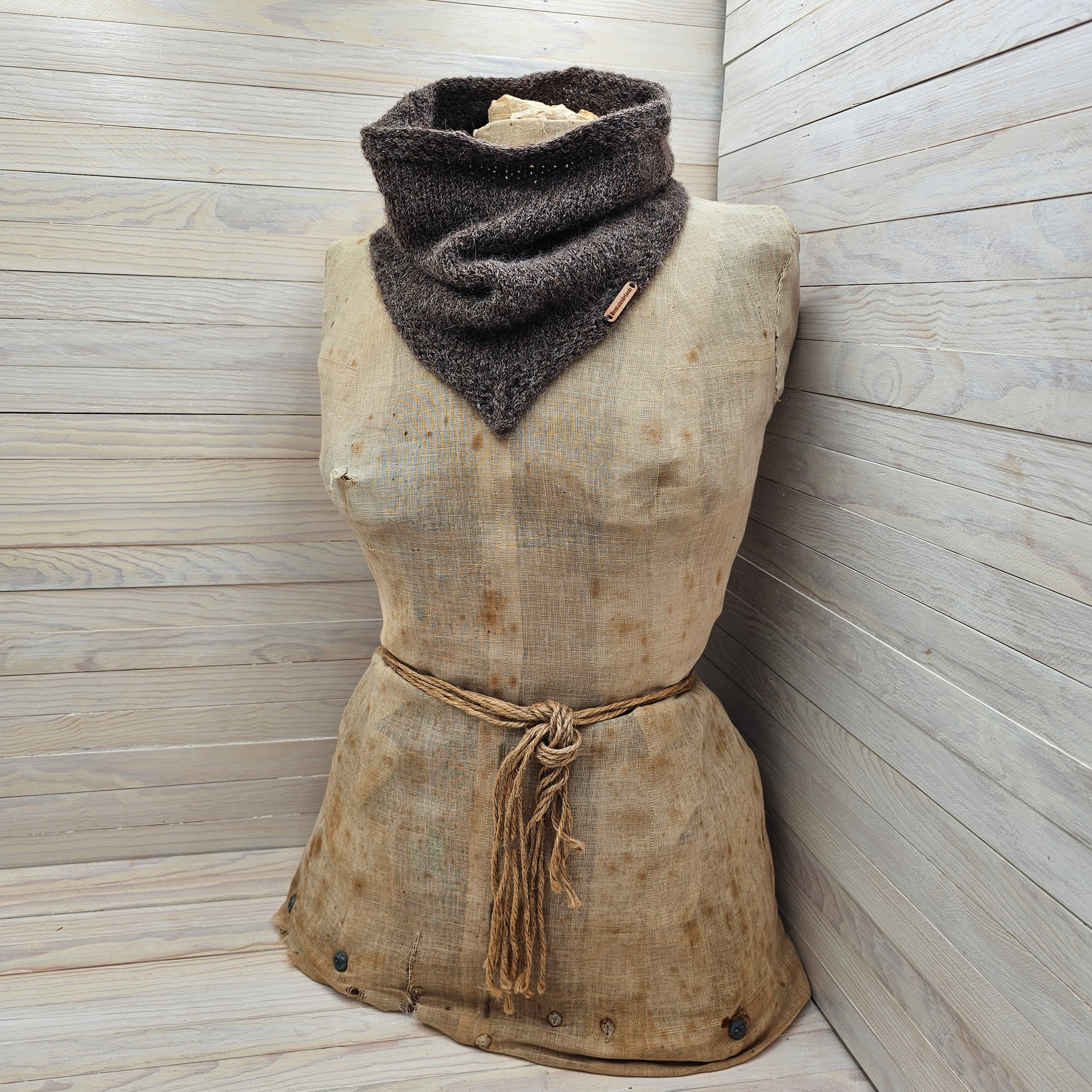 Bandana Style Cowl